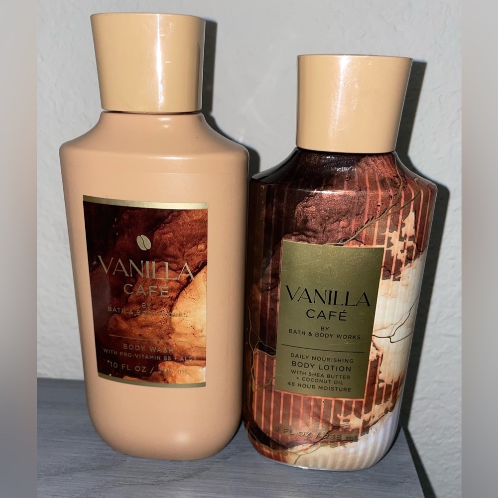 Bath & Body Works Vanilla Café Body Wash and Lotion Set